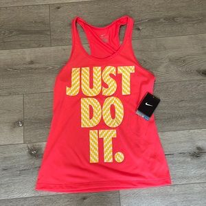 COPY - Nike dry fit women’s workout tank NWT